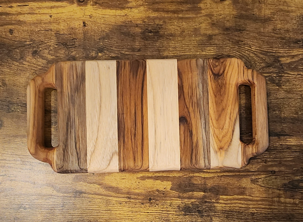 Teak Handle Board – 16" x 7.5" x 1"