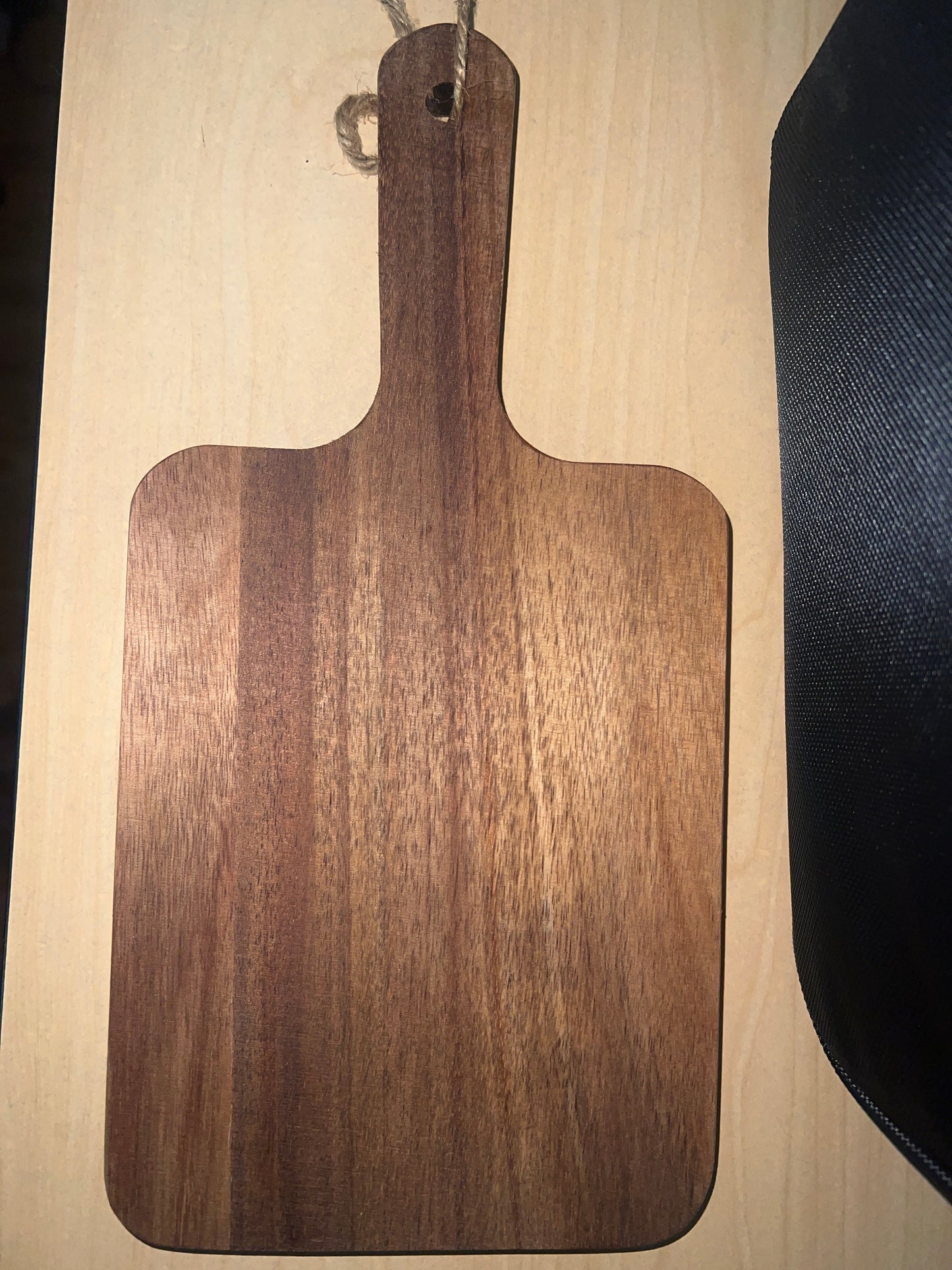 Personalized Acacia Cutting Board - Handle