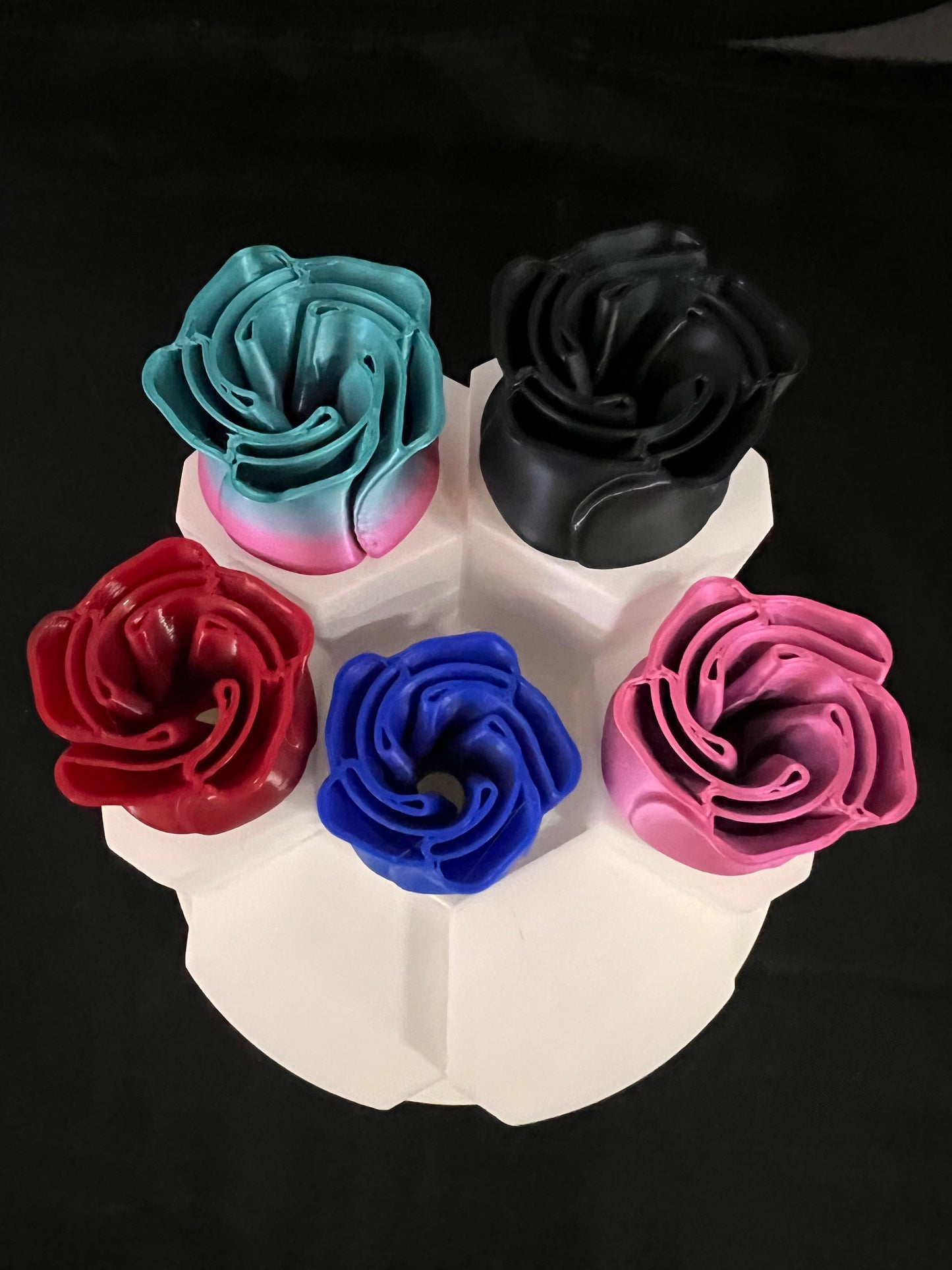 Rose Straw Topper