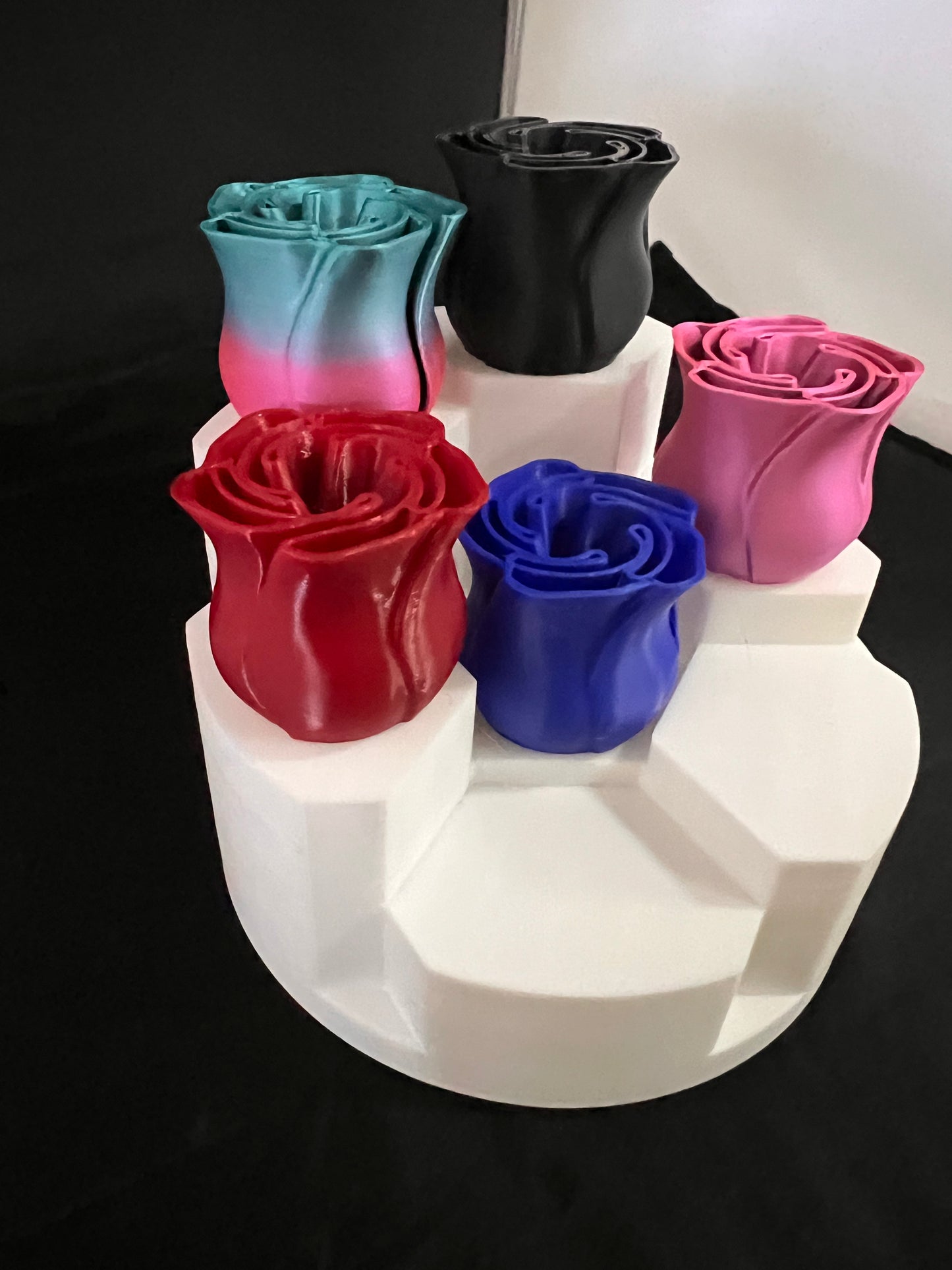 Rose Straw Topper