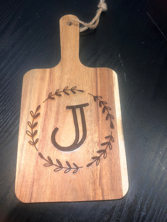 Personalized Acacia Cutting Board - Handle
